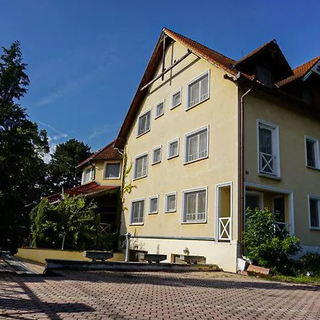 Francoise Szallo Hotel