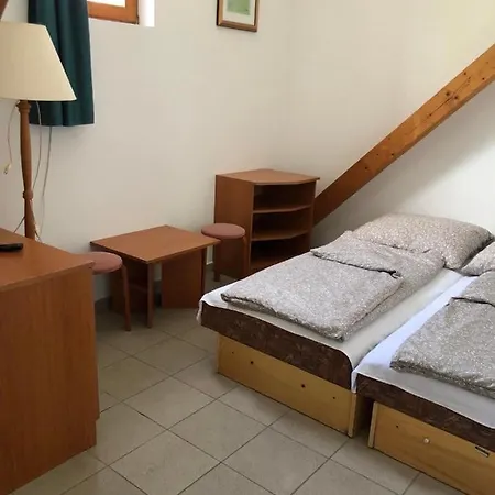 Francoise Szallo Hotel